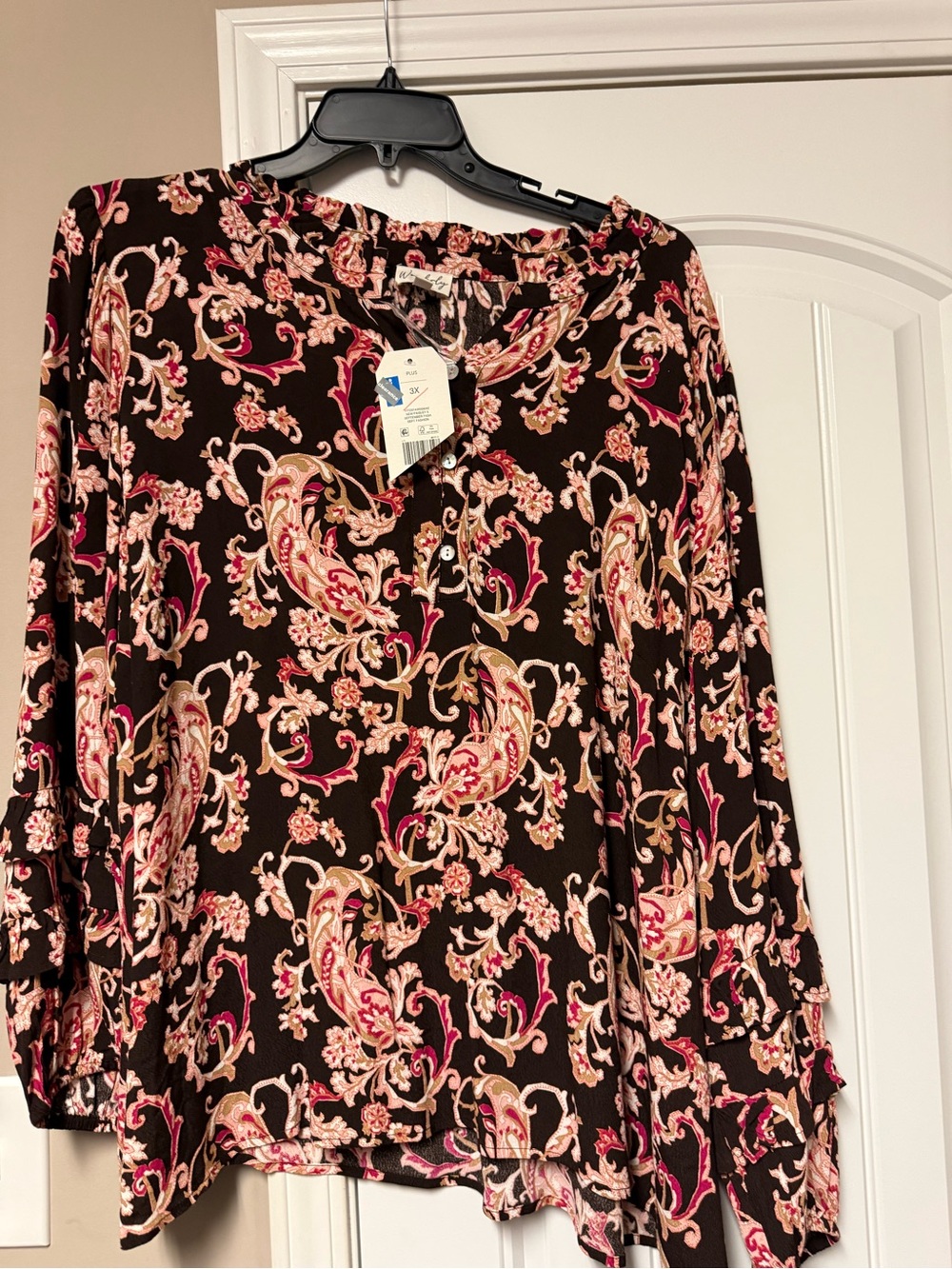 Women’s Floral Paisley Long-Sleeve Blouse - Brown & Pink